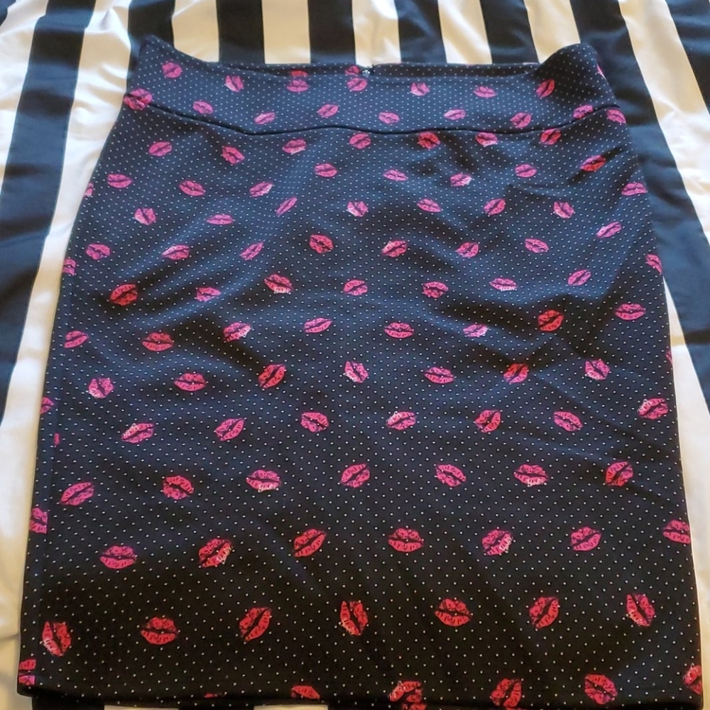 BNWT Barbie x Torrid Pencil Skirt